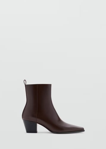 Leather ankle boots with block heel